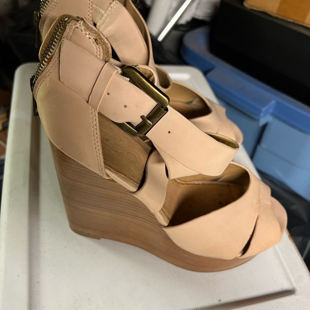 Aldo wedges